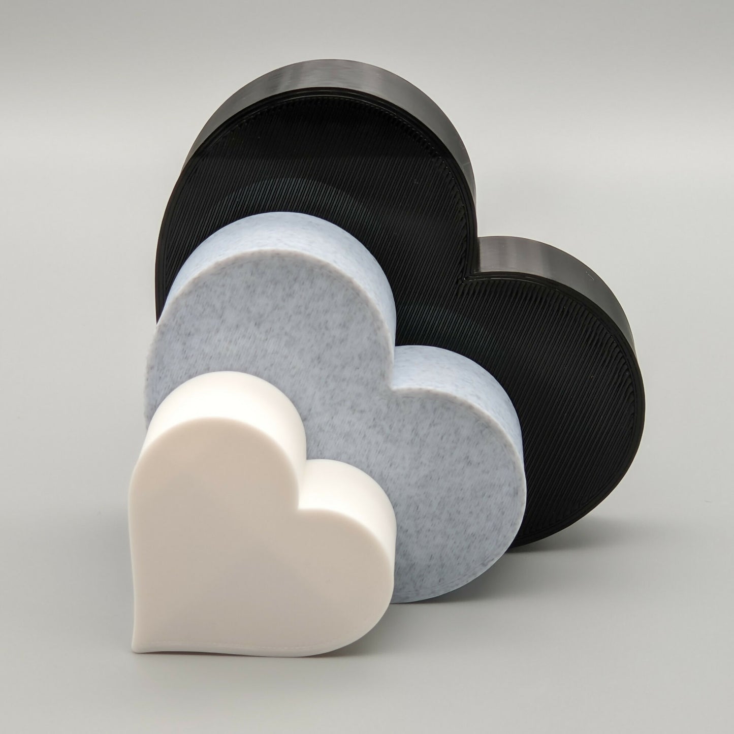 H01-Freestanding Heart Ornaments Home Decor Set of 3 Different Sizes Navy Blue White Pink Grey Stone Effect Black Lime Green Olive Green Orange Red_WEB_02