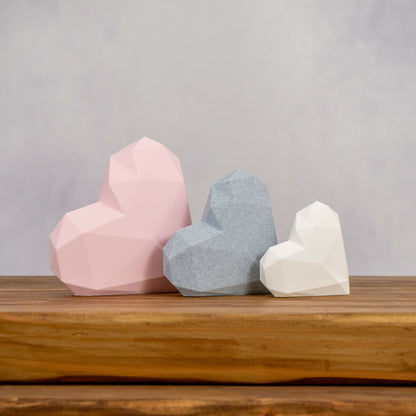 H02-Set-of-3D-Geometric-Hearts-Pink-Grey-White-Home-Decor_WEB-01